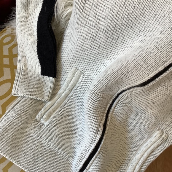 Men’s Sweater Hoodie - Picture 5 of 6